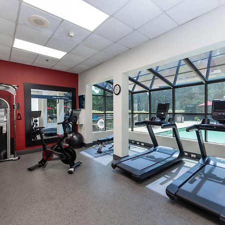 Hampton Inn & Suites Raleigh Cary Lenovo Center Buitenkant foto