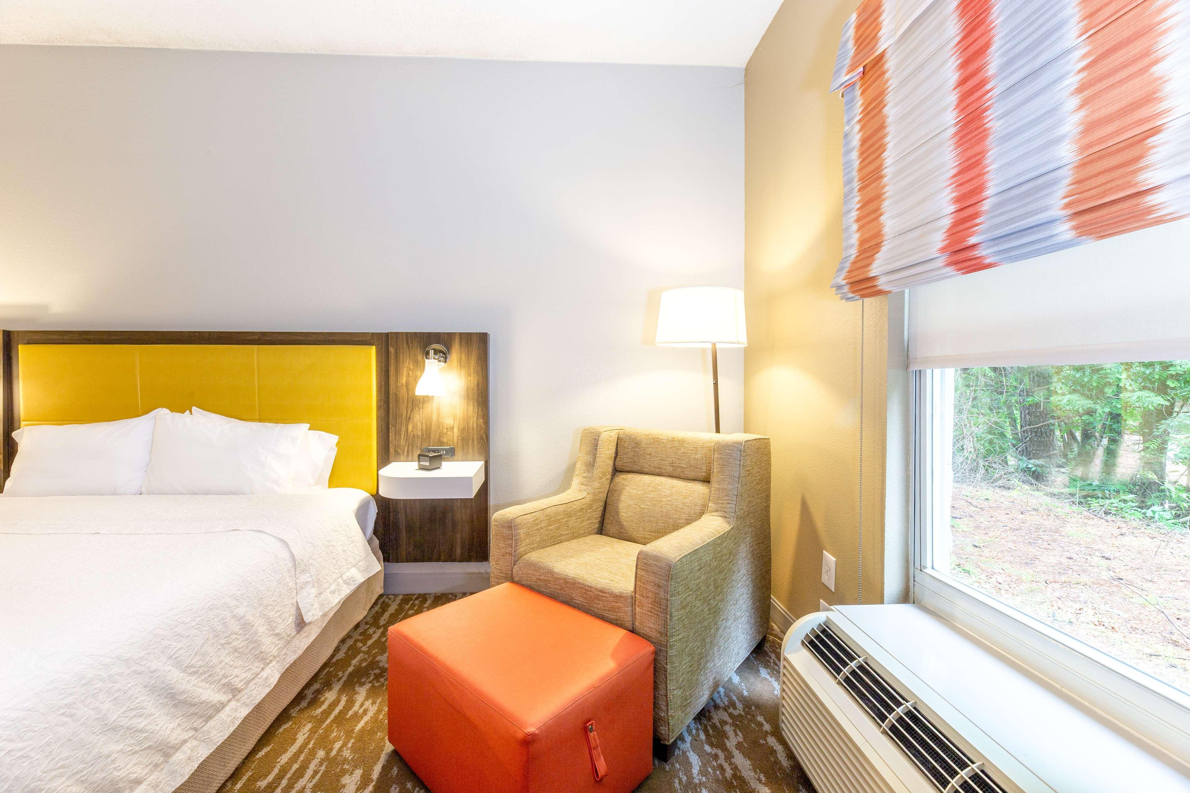 Hampton Inn & Suites Raleigh Cary Lenovo Center Buitenkant foto