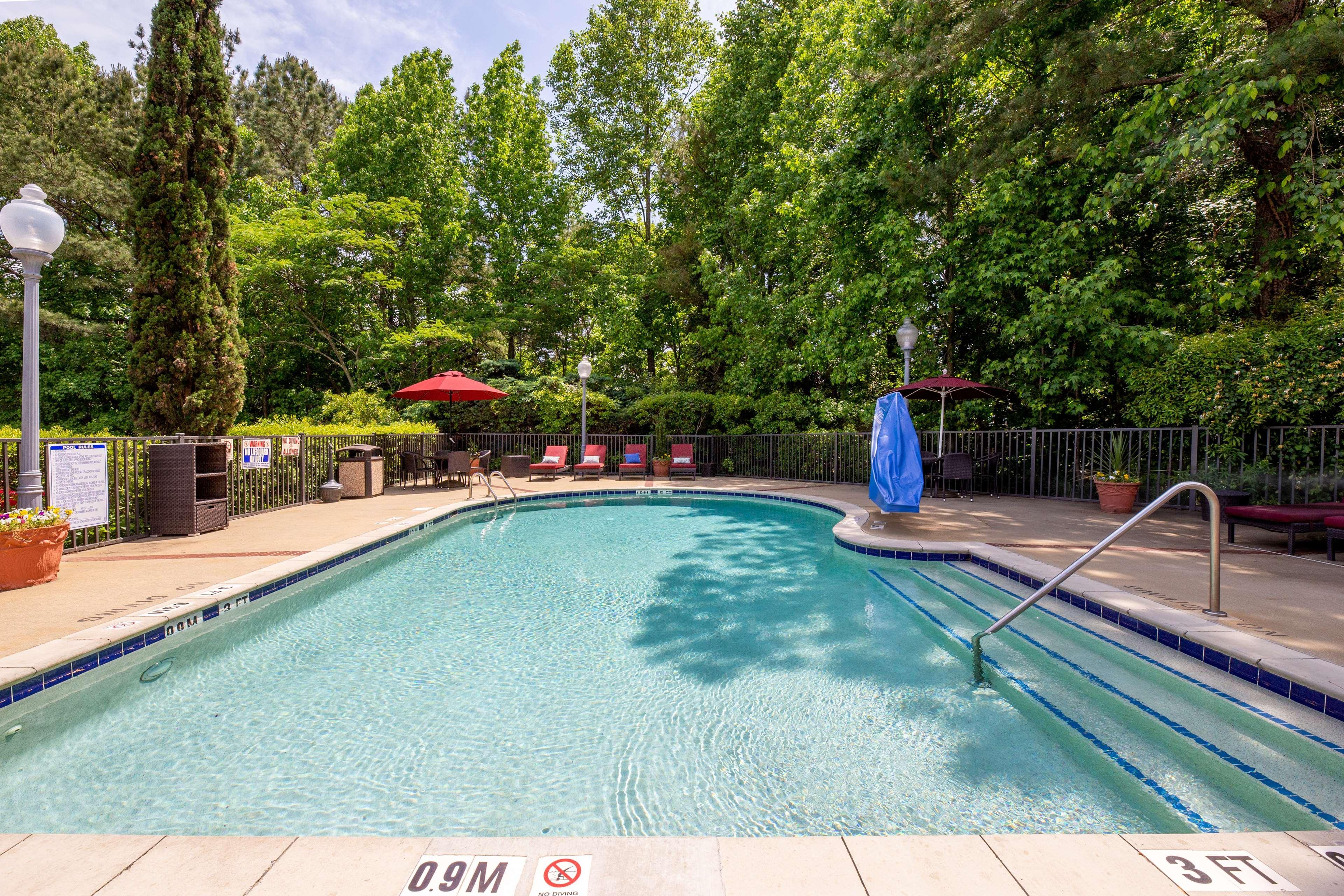 Hampton Inn & Suites Raleigh Cary Lenovo Center Buitenkant foto