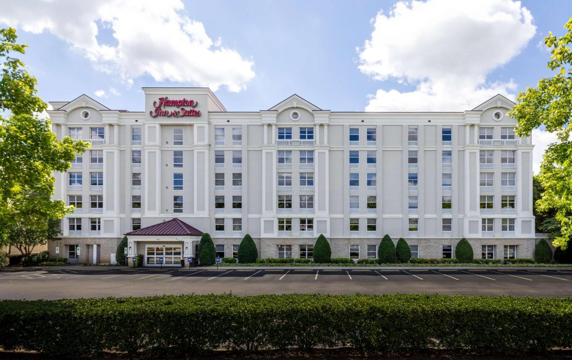 Hampton Inn & Suites Raleigh Cary Lenovo Center Buitenkant foto