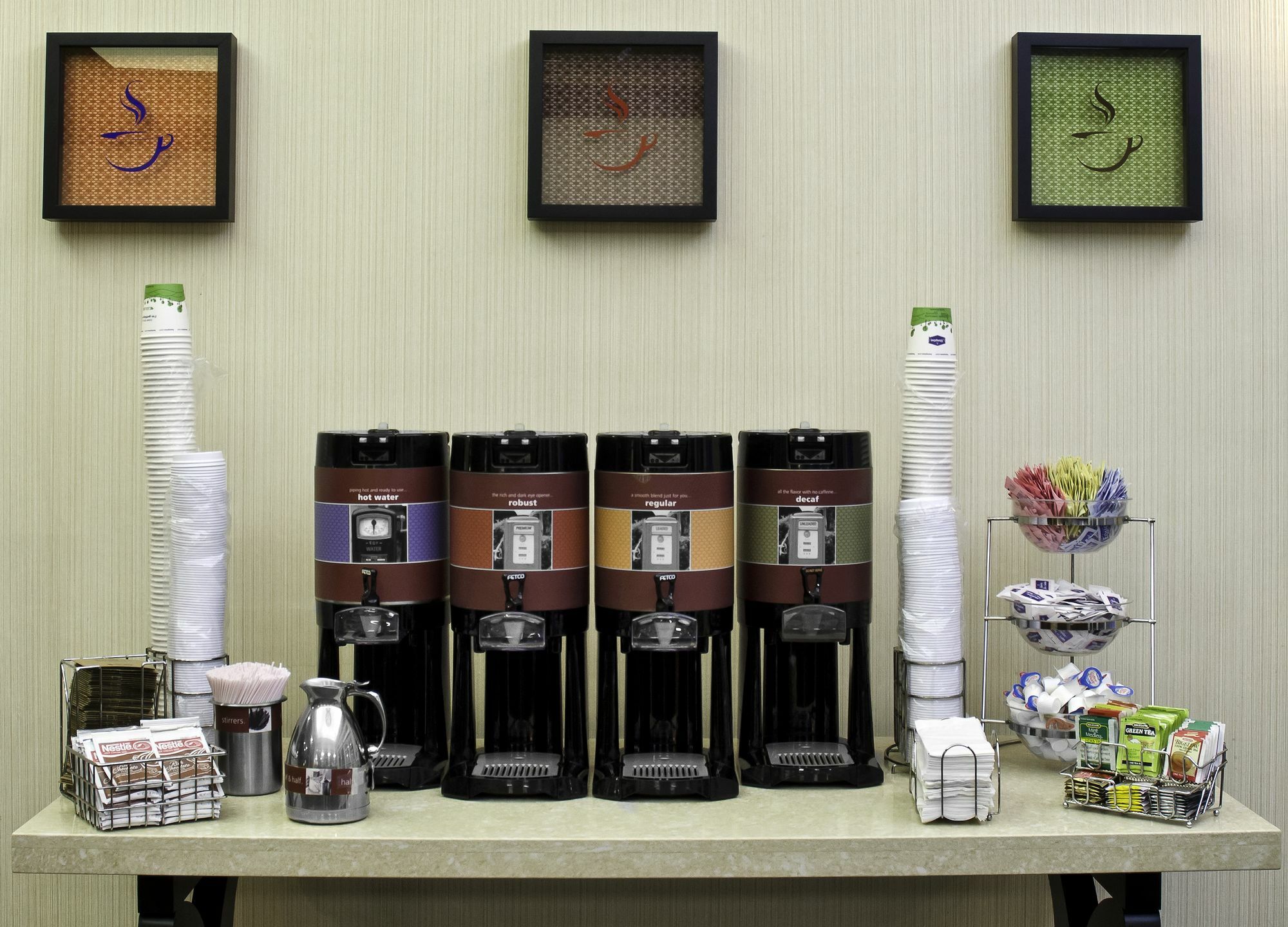Hampton Inn & Suites Raleigh Cary Lenovo Center Buitenkant foto